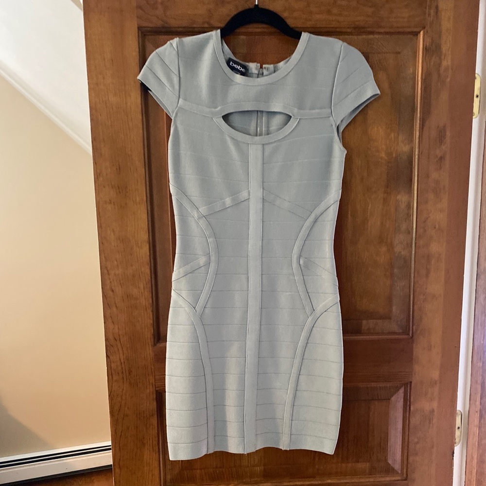 BEBE dress size S WORN TWICE- bodycon fit